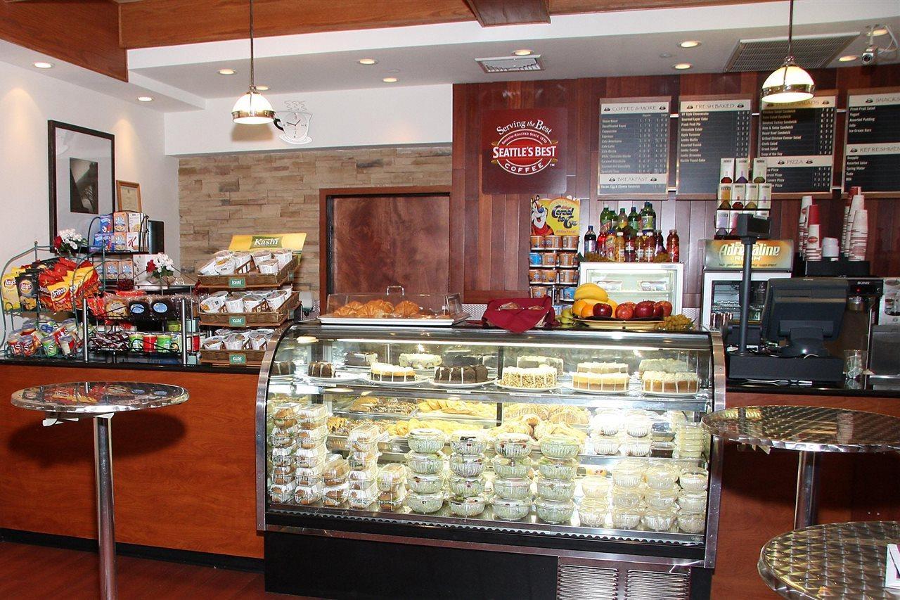 Crowne Plaza Newark Airport By Ihg Hotel Елизабет Екстериор снимка
