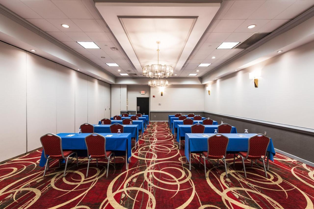Crowne Plaza Newark Airport By Ihg Hotel Елизабет Екстериор снимка
