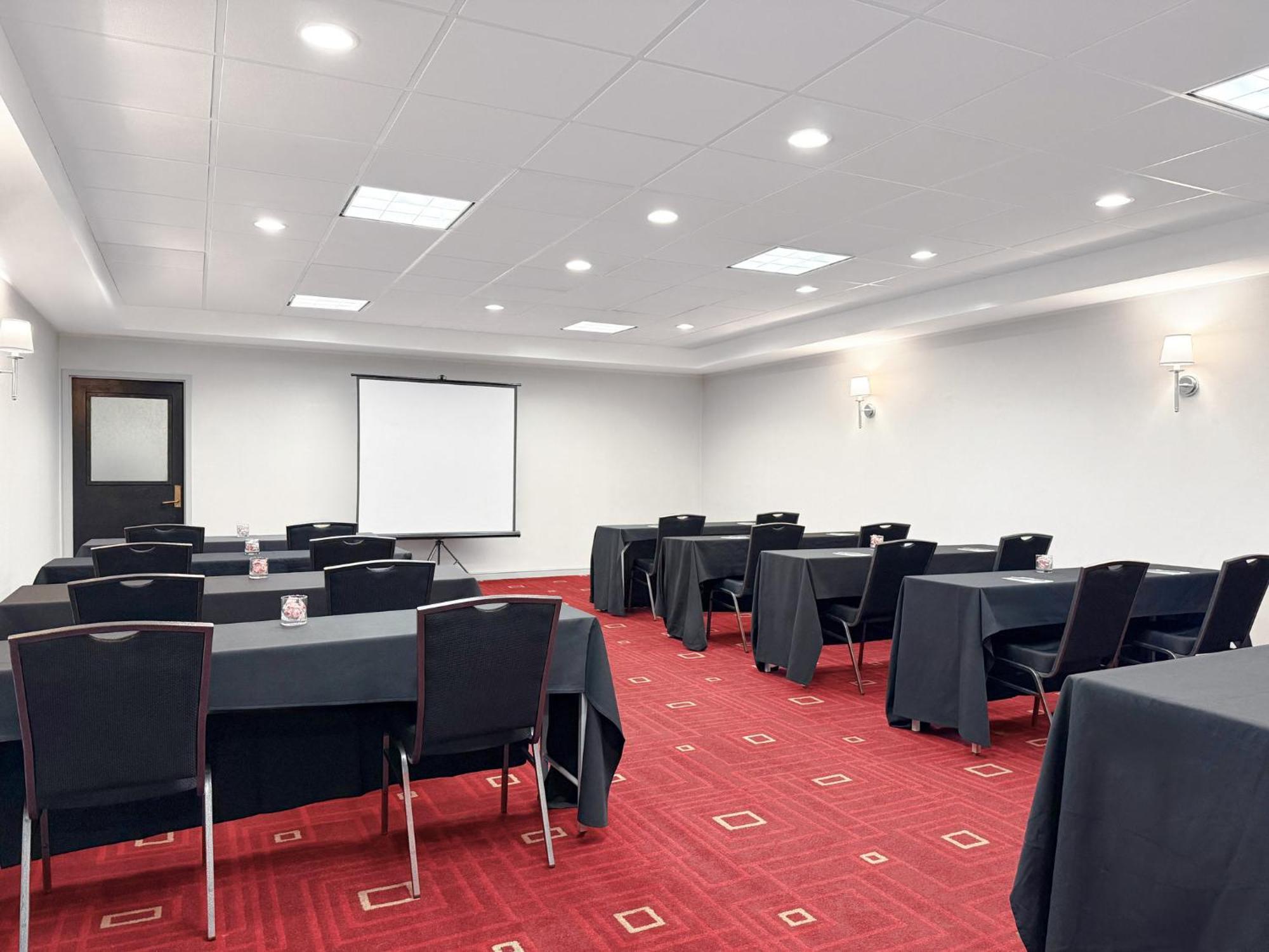 Crowne Plaza Newark Airport By Ihg Hotel Елизабет Екстериор снимка